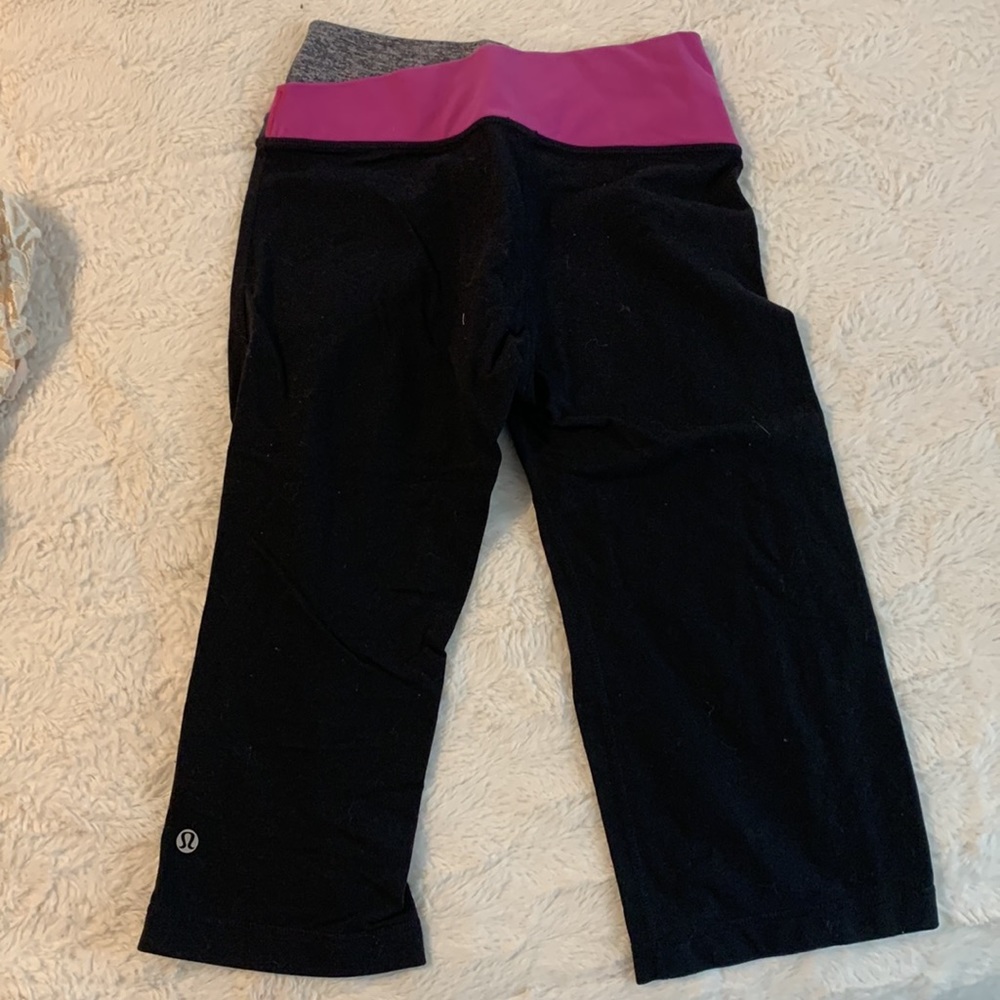 Lululemon capris - Picture 2 of 2